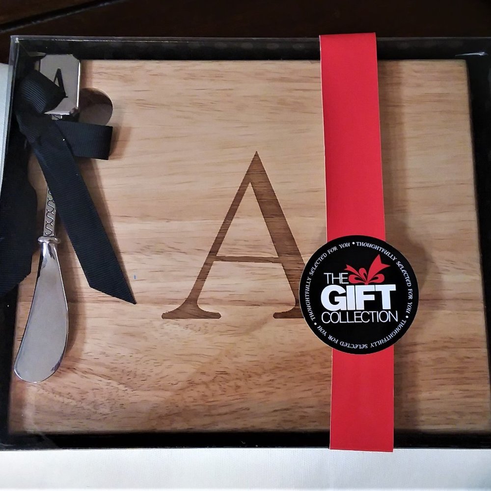 Monogram cutting board